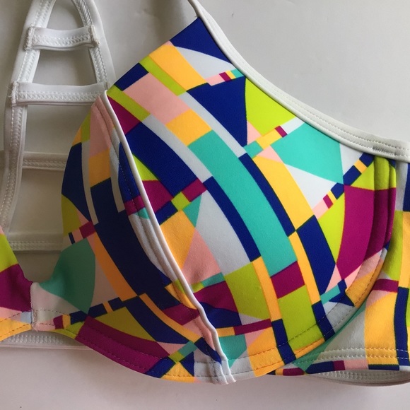 PINK VICTORIAS SECRET GRAPHIC PRINT BIKINI TOP LG - Picture 4 of 10